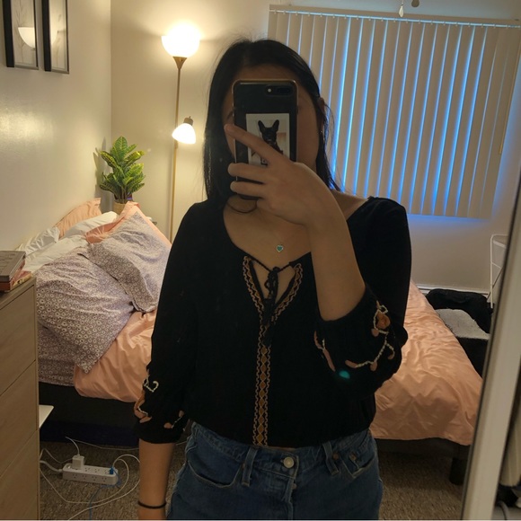 Forever 21 peasant crop top black size S - Picture 2 of 4